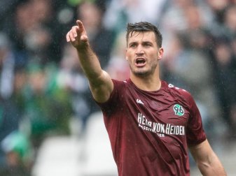 Beim 2:1-Sieg gegen FK Rostow schoss Hannovers Hendrik Weydandt das erste Tor. Foto: Swen Pförtner Beim 2:1-Sieg gegen FK Rostow schoss Hannovers Hendrik Weydandt das erste Tor. Foto: Swen Pförtner