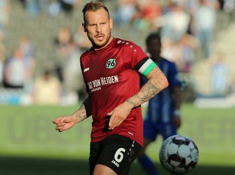 Bakalorz alter und neuer Spielführer bei Hannover 96 Bakalorz alter und neuer Spielführer bei Hannover 96