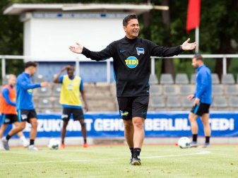 Sieht in den beiden Derbys mit Union Berlin zwei Siege als Pflicht an: Hertha-Trainer Ante Covic. Foto: Soeren Stache Sieht in den beiden Derbys mit Union Berlin zwei Siege als Pflicht an: Hertha-Trainer Ante Covic. Foto: Soeren Stache