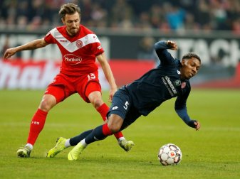 Adam Bodzek verletzt sich in Testspiel Adam Bodzek verletzt sich in Testspiel