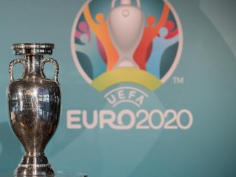 Insgesamt gibt es für die 51 EM-Spiele in den dreizehn Ländern drei Millionen Tickets. Foto: Sven Hoppe Insgesamt gibt es für die 51 EM-Spiele in den dreizehn Ländern drei Millionen Tickets. Foto: Sven Hoppe