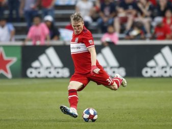 Bastian Schweinsteiger fehlte seinem Team wegen einer Gelbsperre. Foto: Kamil Krzaczynski/FR136454 AP Bastian Schweinsteiger fehlte seinem Team wegen einer Gelbsperre. Foto: Kamil Krzaczynski/FR136454 AP