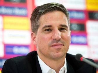 Musste einen Suttgartert Rekordverlust verkünden: VfB-Finanzvorstand Stefan Heim. Foto: Daniel Naupold Musste einen Suttgartert Rekordverlust verkünden: VfB-Finanzvorstand Stefan Heim. Foto: Daniel Naupold