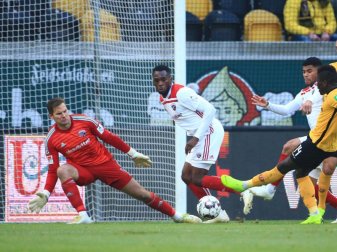 Philipp Heerwagen (l) schließt sich dem SV Sandhausen an. Foto: Daniel Schäfer Philipp Heerwagen (l) schließt sich dem SV Sandhausen an. Foto: Daniel Schäfer