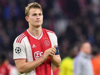 De Ligt wird wohl in der neuen Saison für Turin spielen De Ligt wird wohl in der neuen Saison für Turin spielen
