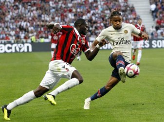 Wechselt zu RB Leipzig: Christopher Nkunku (r) in Aktion für Paris Saint-Germain. Foto: Claude Paris/AP Wechselt zu RB Leipzig: Christopher Nkunku (r) in Aktion für Paris Saint-Germain. Foto: Claude Paris/AP