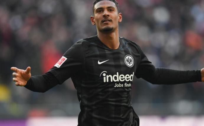 Geht künftig in England auf Torejagd: Sébastien Haller. Foto: Arne Dedert