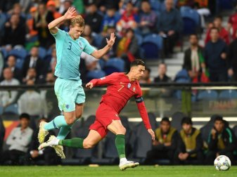 Matthijs de Ligt spielt bei Juve gemeinsam mit Ronaldo Matthijs de Ligt spielt bei Juve gemeinsam mit Ronaldo