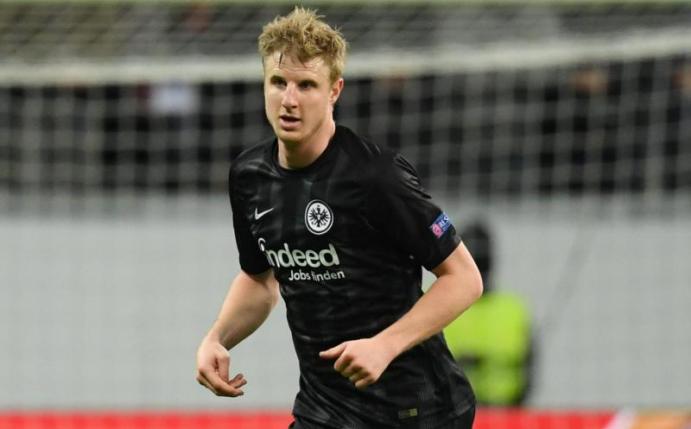 Martin Hinteregger war zuletzt an Eintracht Frankfurt ausgeliehen. Foto: Arne Dedert