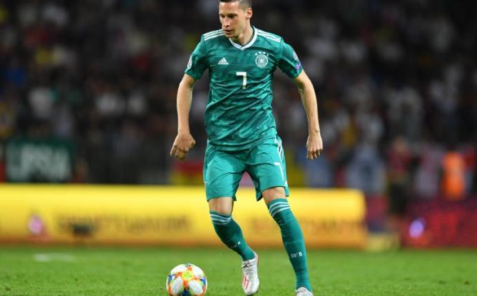 Julian Draxler hält den Dortmunder Kader für titelwürdig. Foto: Marius Becker