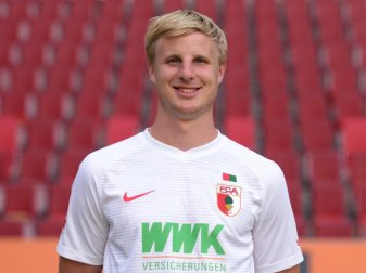 Trotz Wechselwünschen und Transferverhandlungen kann sich Martin Hinteregger einen Verbleib beim FC Augsburg vorstellen. Foto: S. Puchner Trotz Wechselwünschen und Transferverhandlungen kann sich Martin Hinteregger einen Verbleib beim FC Augsburg vorstellen. Foto: S. Puchner