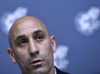 RFEF-Präsident Rubiales verkauft einen Drittliga-Platz RFEF-Präsident Rubiales verkauft einen Drittliga-Platz