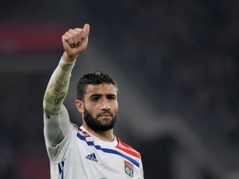 Nabil Fekir verlässt Lyon für 19,75 Millionen Euro Nabil Fekir verlässt Lyon für 19,75 Millionen Euro