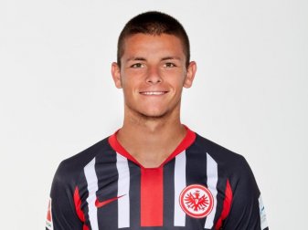 Schoss die Eintracht in Tallinn zum Sieg: Dejan Joveljic Foto: Schoss die Eintracht in Tallinn zum Sieg: Dejan Joveljic Foto: