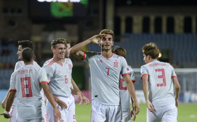 Ferran Torres (7) war im Finale doppelt erfolgreich
