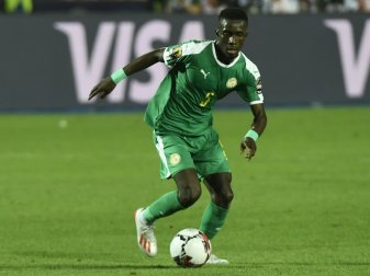 Gueye wechselt vom FC Everton zu Paris St. Germain Gueye wechselt vom FC Everton zu Paris St. Germain
