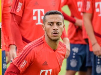 Hält den Sieg in der Champions League auch nicht für schwerer als früher: Thiago Alcántara. Foto: Matthias Balk Hält den Sieg in der Champions League auch nicht für schwerer als früher: Thiago Alcántara. Foto: Matthias Balk