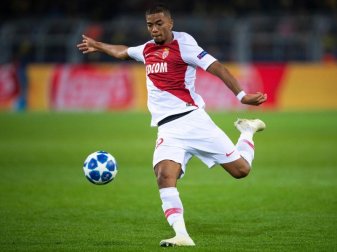 Soll sich mit Werder Bremen über einen Wechsel auf Leihbasis einige sein: Benjamin Henrichs vom AS Monaco. Foto: Marius Becker Soll sich mit Werder Bremen über einen Wechsel auf Leihbasis einige sein: Benjamin Henrichs vom AS Monaco. Foto: Marius Becker