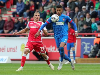 Robert Glatzel (r.) Steht vor einem Wechsel nach Cardiff Robert Glatzel (r.) Steht vor einem Wechsel nach Cardiff