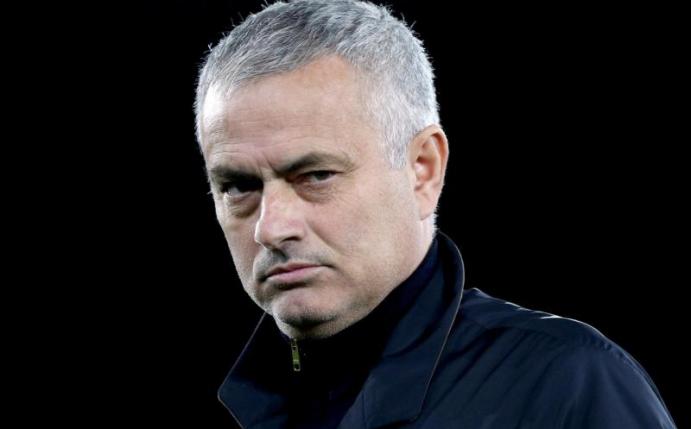 Der derzeit Joblose Startrainer José Mourinho lernt zum Zeitvertreib Deutsch: «Das ist echt schwierig, Mann». Foto: Andrew Matthews/PA Wire