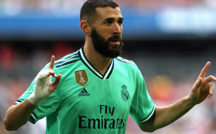 Karim Benzema erzielt drei Treffer gegen Fenerbahce