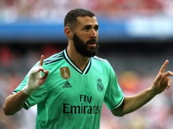 Karim Benzema erzielt drei Treffer gegen Fenerbahce Karim Benzema erzielt drei Treffer gegen Fenerbahce