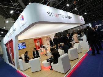 Die DFL verlängert ihre Kooperation mit Sportradar Die DFL verlängert ihre Kooperation mit Sportradar