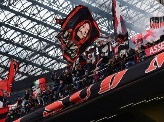 Im San-Siro werden Teile des Oberrangs geschlossen Im San-Siro werden Teile des Oberrangs geschlossen