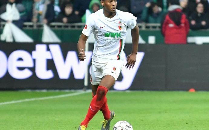 Reece Oxford bleibt bei Bundesligist FC Augsburg