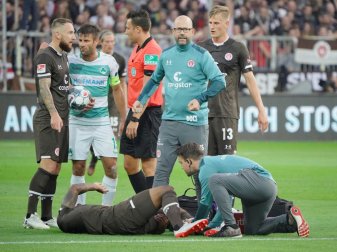 Christopher Avevor zog sich einen Wadenbeinbruch zu Christopher Avevor zog sich einen Wadenbeinbruch zu