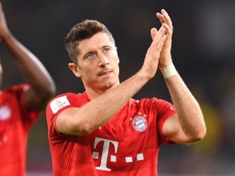 Fordert erneut Verstärkung für den Kader von Bayern München: Robert Lewabdowski. Foto: Marius Becker Fordert erneut Verstärkung für den Kader von Bayern München: Robert Lewabdowski. Foto: Marius Becker