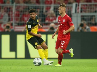 Kimmichs Tritt gegen Sancho sorgt für Diskussionen Kimmichs Tritt gegen Sancho sorgt für Diskussionen