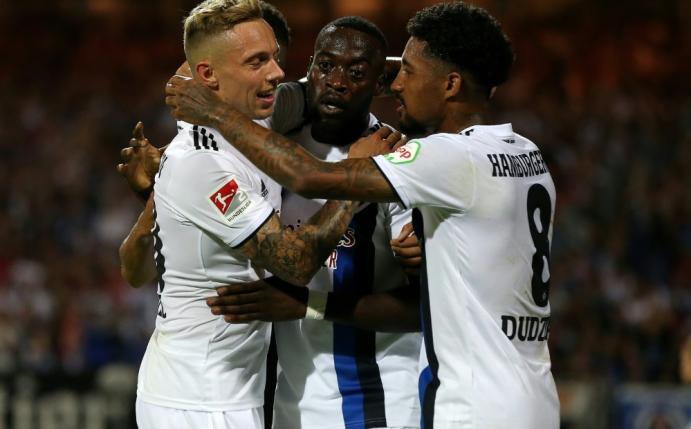 4:0 in Nürnberg: HSV siegt souverän beim Club