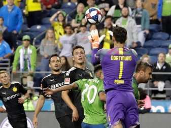 Dortmunds Torwart Roman Bürki ist für unbeschränkte Ein- und Auswechslungen. Foto: Ted S. Warren/AP Dortmunds Torwart Roman Bürki ist für unbeschränkte Ein- und Auswechslungen. Foto: Ted S. Warren/AP
