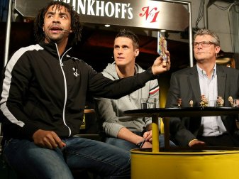 BVB-Netradio: Pause für Owomoyela (l.) und Dickel (r.) BVB-Netradio: Pause für Owomoyela (l.) und Dickel (r.)
