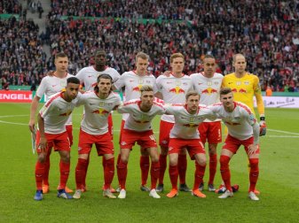 Das neue Trikot wird in der ersten Pokalrunde getragen Das neue Trikot wird in der ersten Pokalrunde getragen
