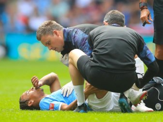 Manchester Citys Leroy Sané hatte sich in der Partie gegen den FC Liverpool verletzt. Foto: Adam Davy/PA Wire Manchester Citys Leroy Sané hatte sich in der Partie gegen den FC Liverpool verletzt. Foto: Adam Davy/PA Wire