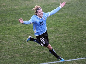 Uruguays Star Diego Forlan beendet seine Karriere Uruguays Star Diego Forlan beendet seine Karriere