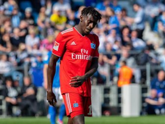 Droht die Abschiebung: HSV-Profi Bakéry Jatta. Foto: Guido Kirchner Droht die Abschiebung: HSV-Profi Bakéry Jatta. Foto: Guido Kirchner