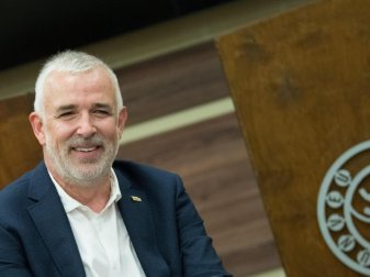 Will Union Berlin in der Bundesliga etablieren: Vereinsboss Dirk Zingler. Foto: Jörg Carstensen Will Union Berlin in der Bundesliga etablieren: Vereinsboss Dirk Zingler. Foto: Jörg Carstensen