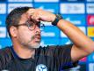 Schalke-Trainer David Wagner auf der Pressekonferenz in Gelsenkirchen. Foto: Guido Kirchner