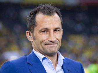 Bayern-Sportdirektor Hasan Salihamidzic will auf dem Transfermarkt Ruhe bewahren. Foto: Guido Kirchner Bayern-Sportdirektor Hasan Salihamidzic will auf dem Transfermarkt Ruhe bewahren. Foto: Guido Kirchner