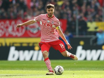 Jonas Hector bleibt Kapitän beim 1.FC Köln Jonas Hector bleibt Kapitän beim 1.FC Köln