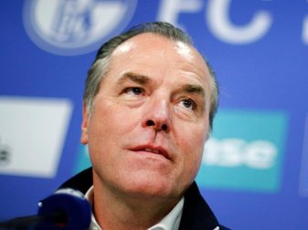 Clemens Tönnies muss drei Monate sein Amt ruhen lassen. Foto: Ina Fassbender Clemens Tönnies muss drei Monate sein Amt ruhen lassen. Foto: Ina Fassbender