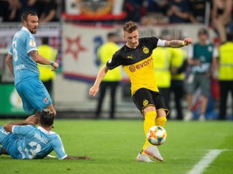 Marco Reus (r) traf für den BVB zur 1:0-Führung. Foto: Marius Becker Marco Reus (r) traf für den BVB zur 1:0-Führung. Foto: Marius Becker