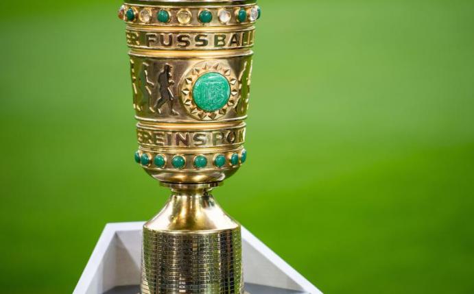 Am Samstag stehen insgesamt 13 DFB-Pokal-Spiele auf dem Programm. Foto: Marius Becker