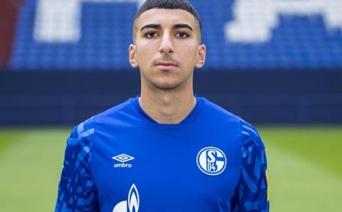 Fehlt den Schalkern verletzungsbedingt: Nassim Boujellab. Foto: Guido Kirchner