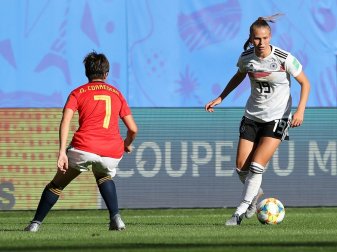 Auszeichnung für Nachwuchsspielerin Klara Bühl Auszeichnung für Nachwuchsspielerin Klara Bühl