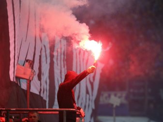 Pyrotechnik-Krawalle von Mainz-05-Anhängern Pyrotechnik-Krawalle von Mainz-05-Anhängern