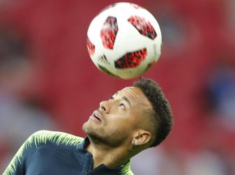 Neymar wird wohl nach Spanien zurückkehren. Foto: Frank Augstein/AP Neymar wird wohl nach Spanien zurückkehren. Foto: Frank Augstein/AP